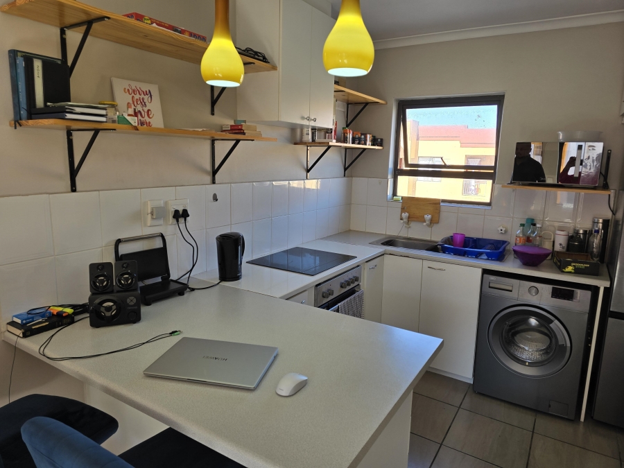 1 Bedroom Property for Sale in Ferndale Western Cape